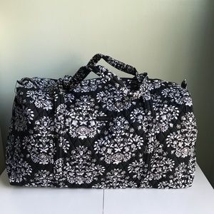 Vera Bradley Chandelier Noir Large Duffel